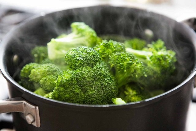 How Long To Boil Broccoli?